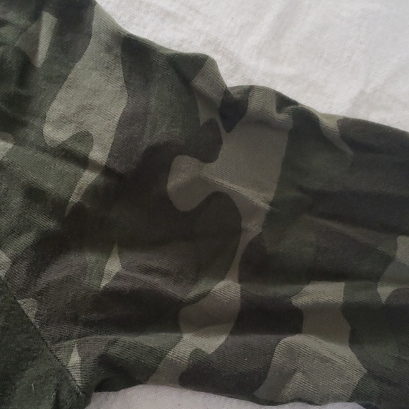 Circo Camoflauge Shirt - Picture 2 of 3